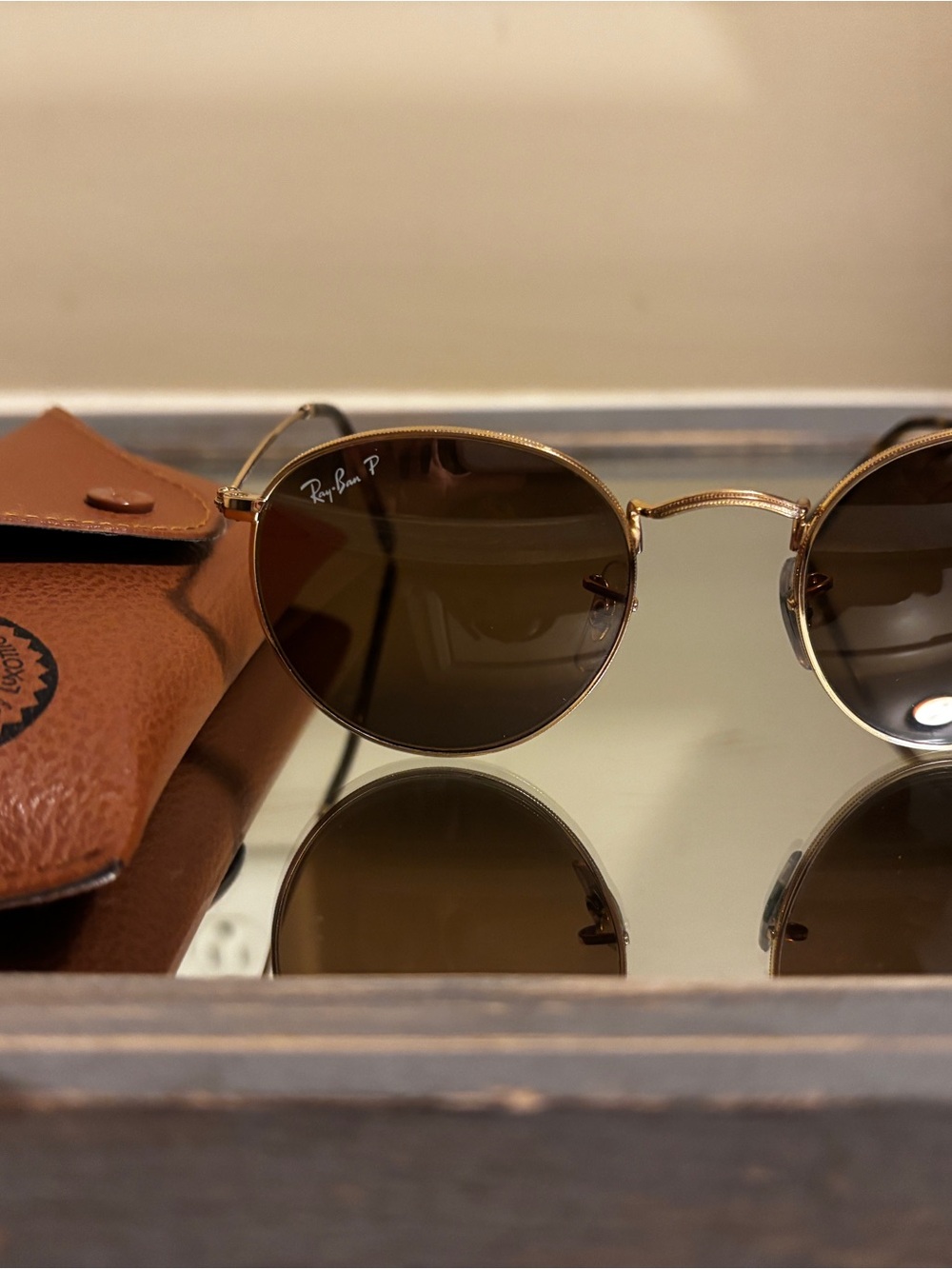 Ray-Ban Gold Frame Brown Lens Round Sunglasses